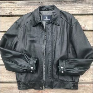 London Fog Men’s Leather Bomber style jacket